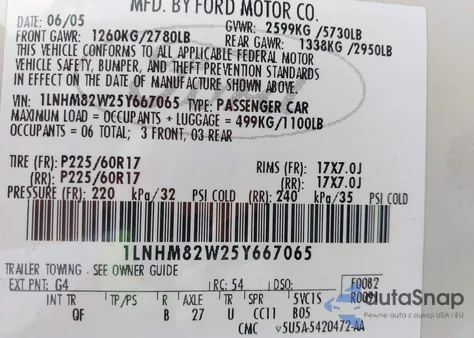 2005 Lincoln Town Car from USA, damaged, VIN 1LNHM82W25Y667065